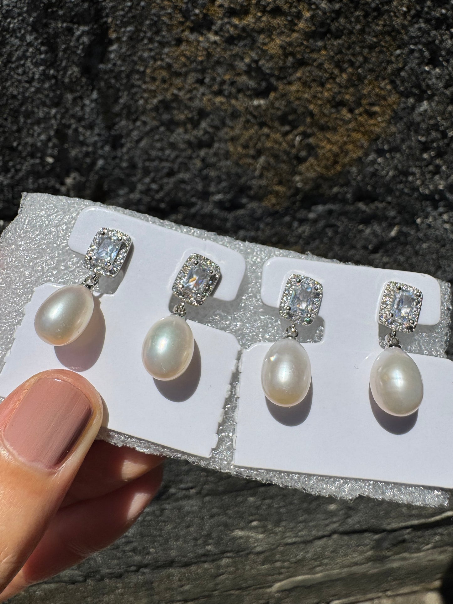 Real Natural South Sea Pearls Earrings