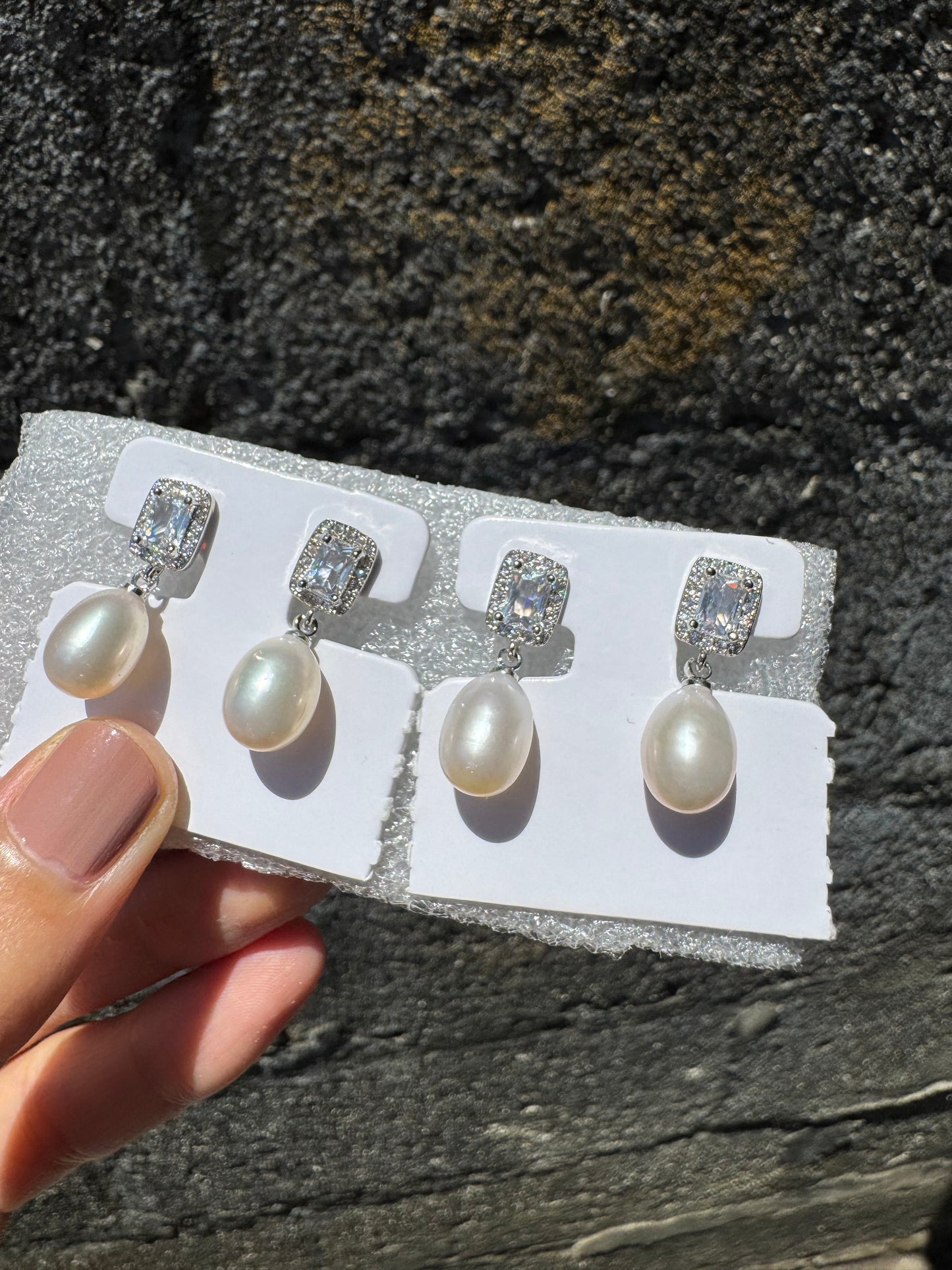 Real Natural South Sea Pearls Earrings